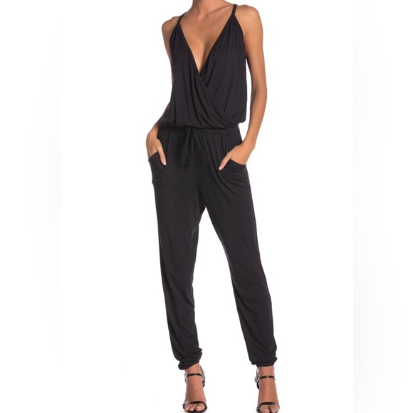 Go Couture Sleek Black Jumpsuit - Picture 1 of 7